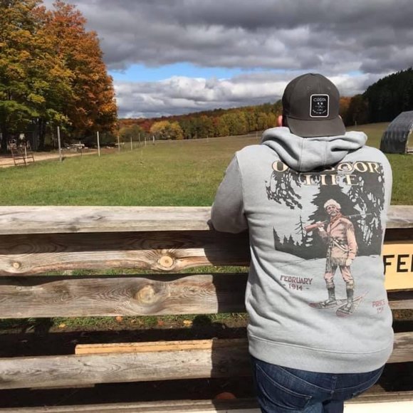 Meet your Posher, Travis - Picture 6 of 8